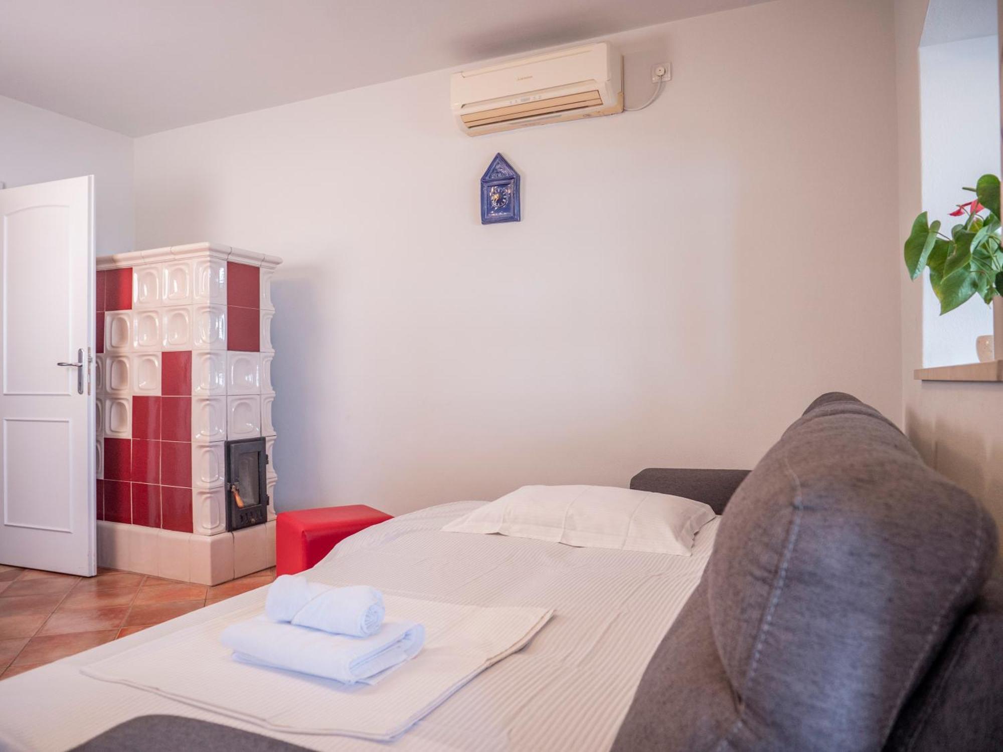 Apartment Jelka- Center Of ฮวาร์ ภายนอก รูปภาพ
